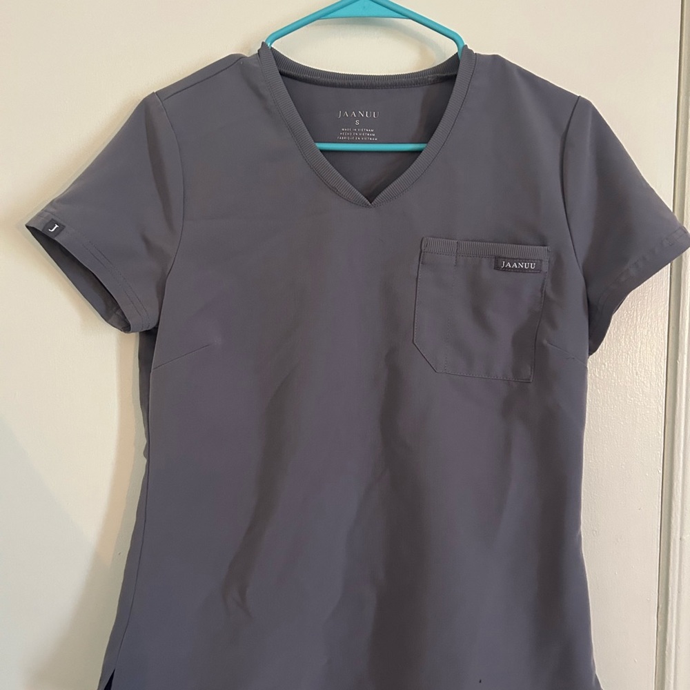 Jaanuu Women's Scrub set